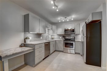 725 S Alton Way #7A, Denver, CO 80247