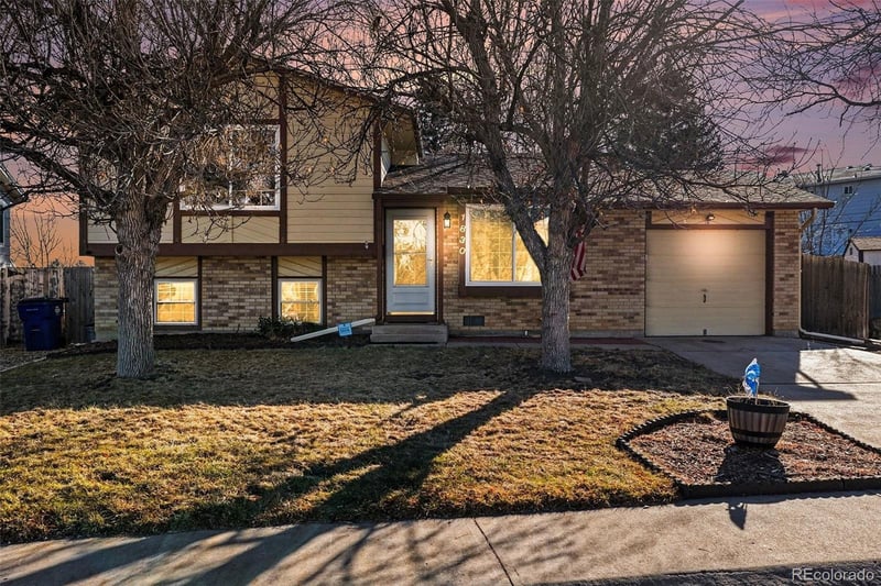 1830 Biscay St, Aurora, CO 80017