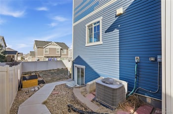 18199 44th Ave, Denver, CO 80249