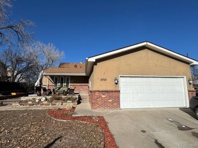 5705 Wellington Pw, Arvada, CO 80003