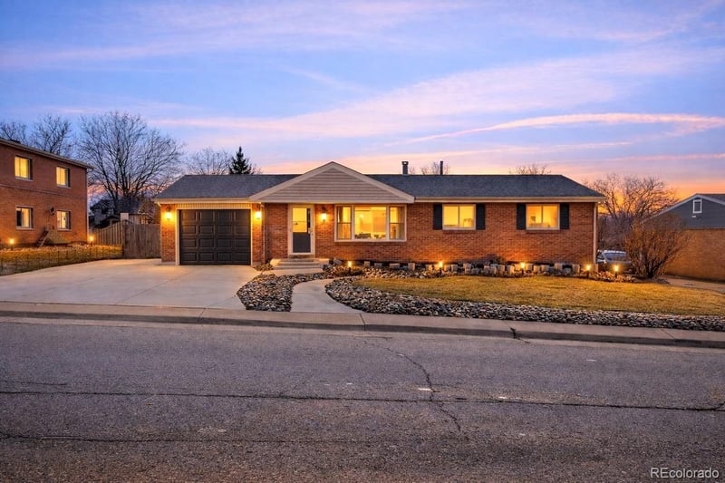 8504 Briarwood Pl, Centennial, CO 80112