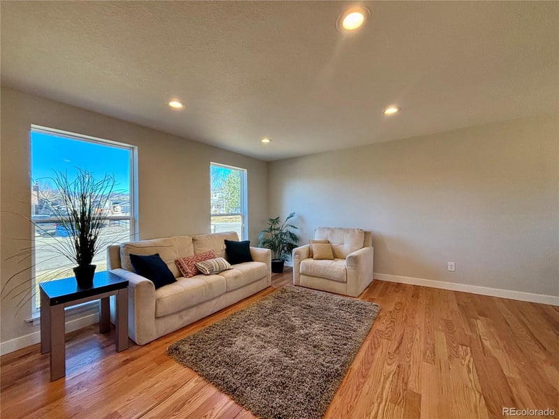 7684 Hoyt St, Littleton, CO 80128