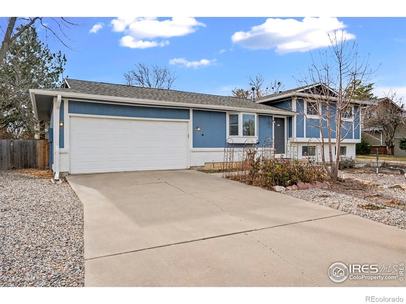 502 Honey Locust Dr, Loveland, CO 80538