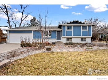 502 Honey Locust Dr, Loveland, CO 80538