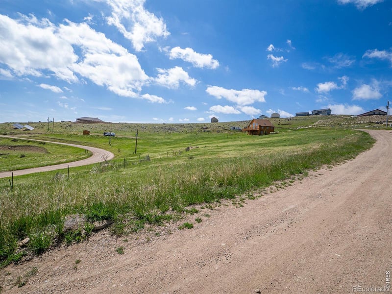 64 Bobcat Mountain Ct, Livermore, CO 80536