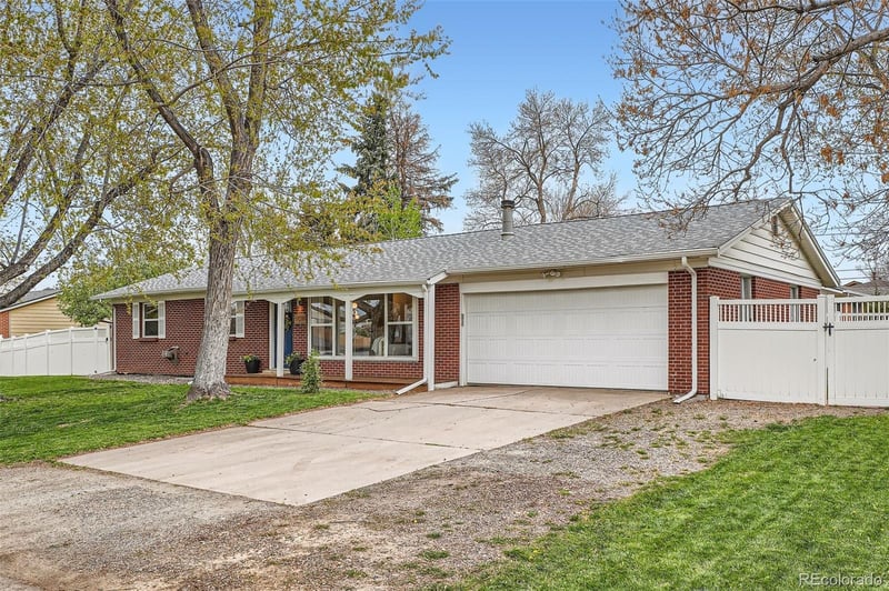 9580 12th Pl, Lakewood, CO 80215