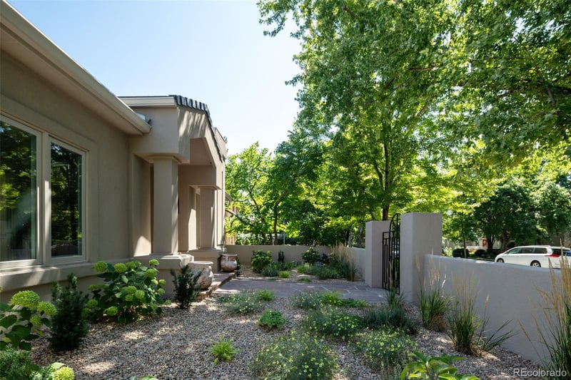 420 Monroe St, Denver, CO 80206