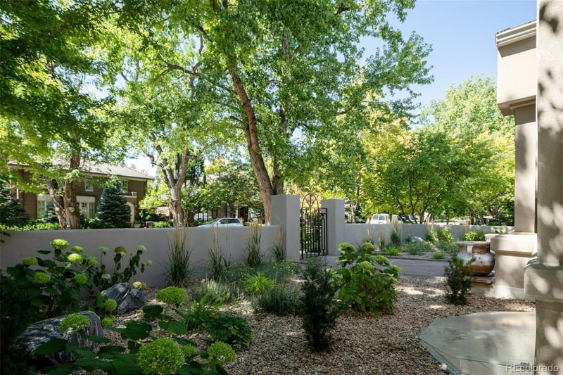420 Monroe St, Denver, CO 80206