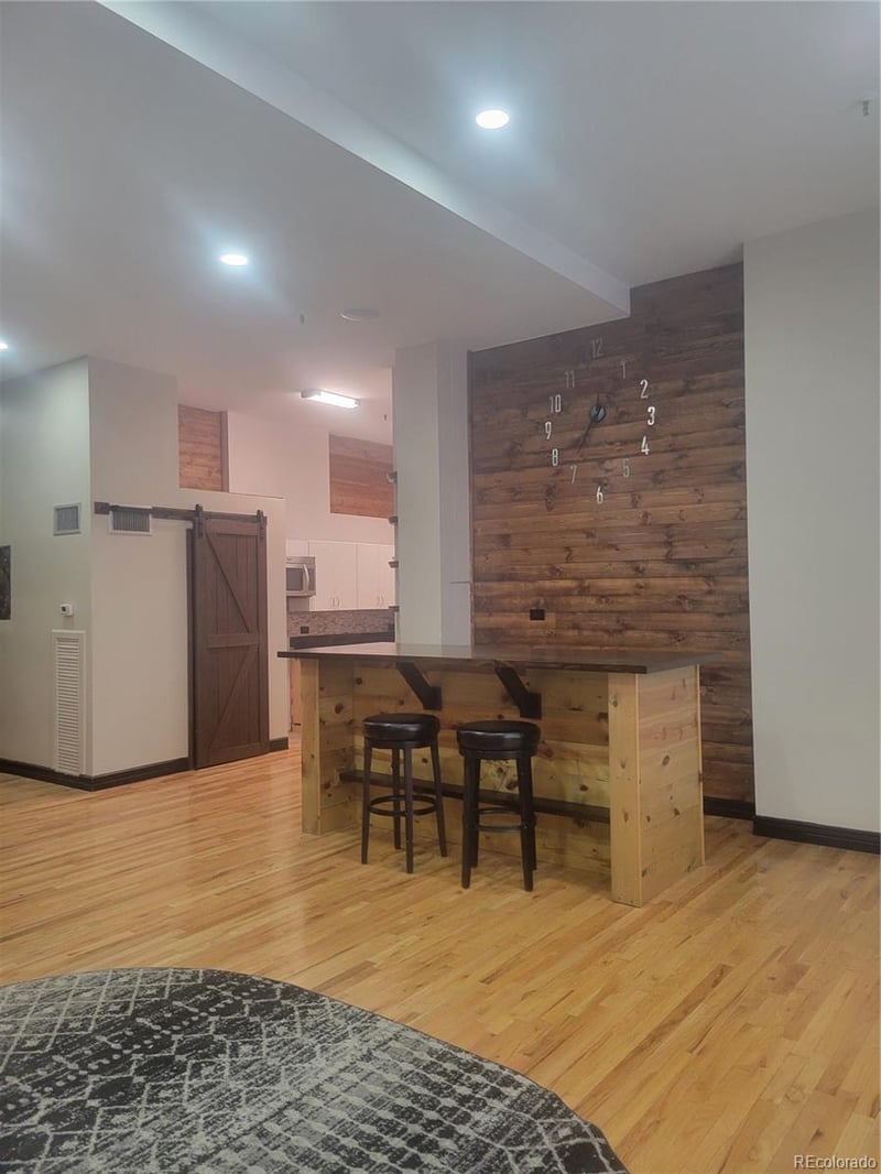 720 16th St #421, Denver, CO 80202