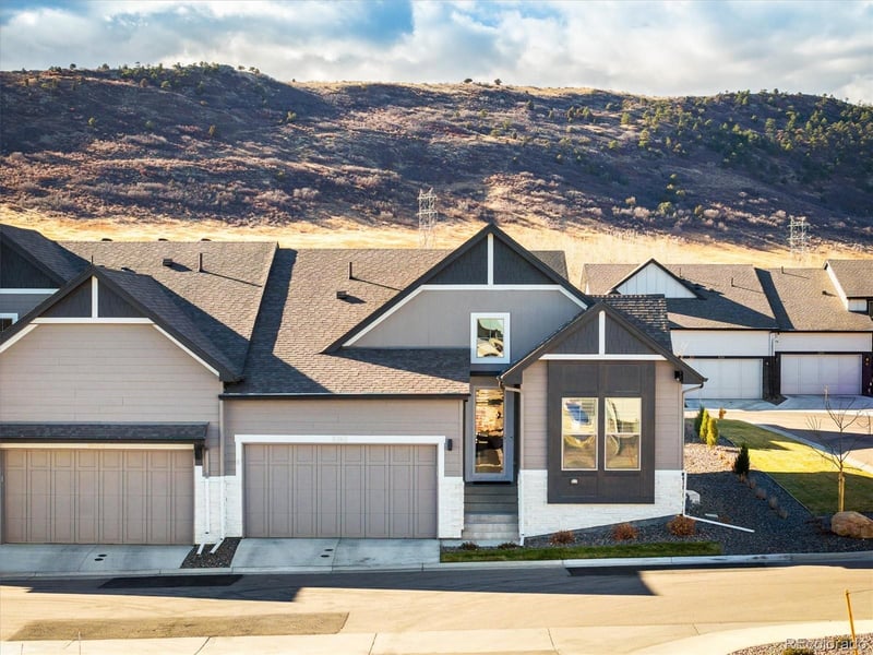 8263 Queen St, Littleton, CO 80127