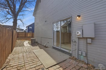 17614 Temple Dr, Aurora, CO 80015