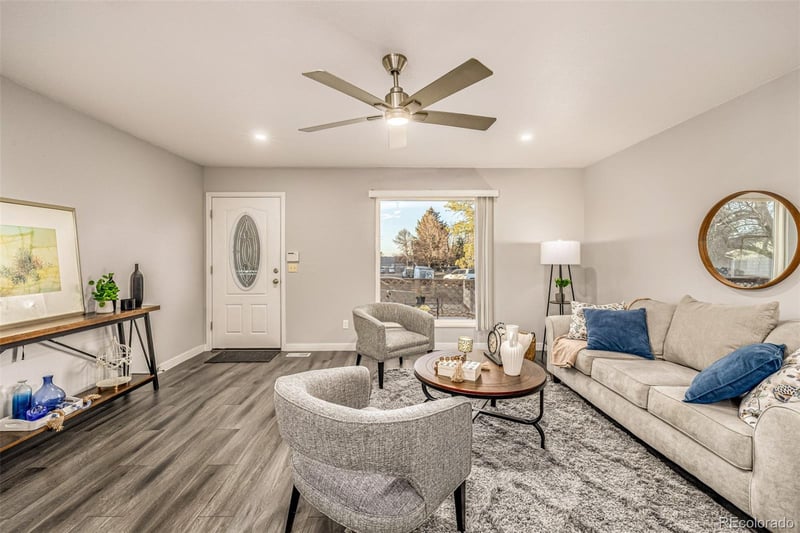 17780 Colorado Dr, Aurora, CO 80017