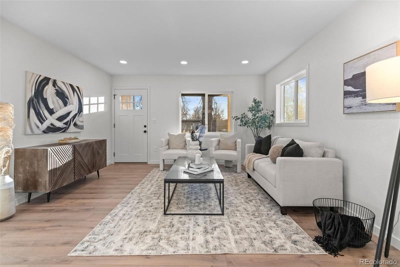 1973 Alton St, Aurora, CO 80010