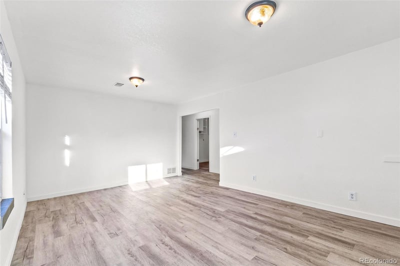 6743 King St, Denver, CO 80221