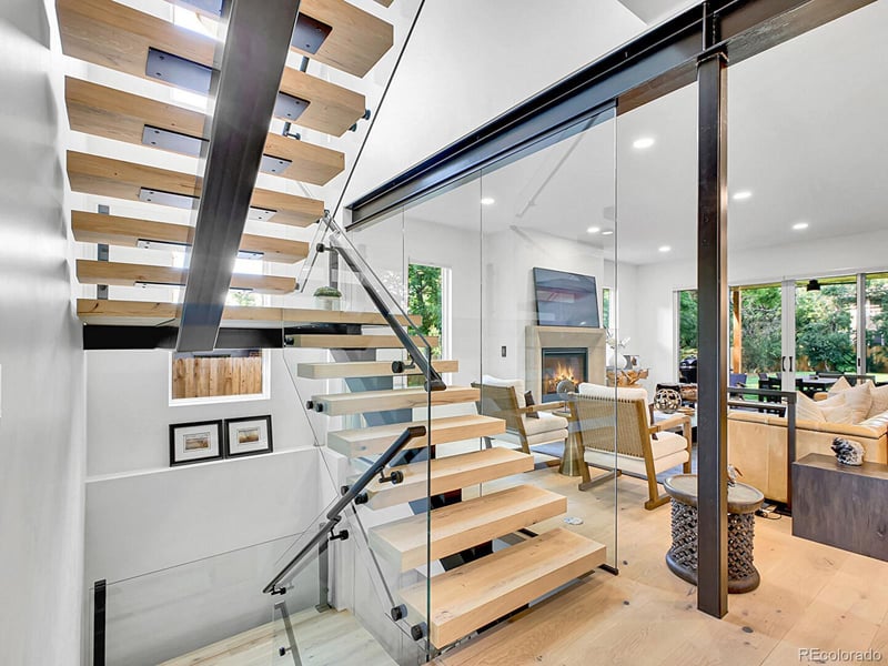 300 Oneida St, Denver, CO 80220