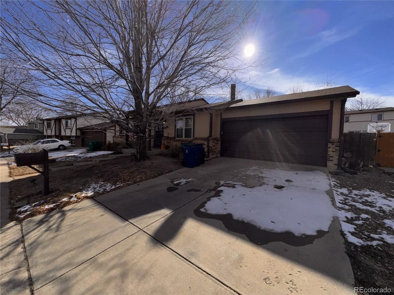 17496 Grand Dr, Aurora, CO 80015