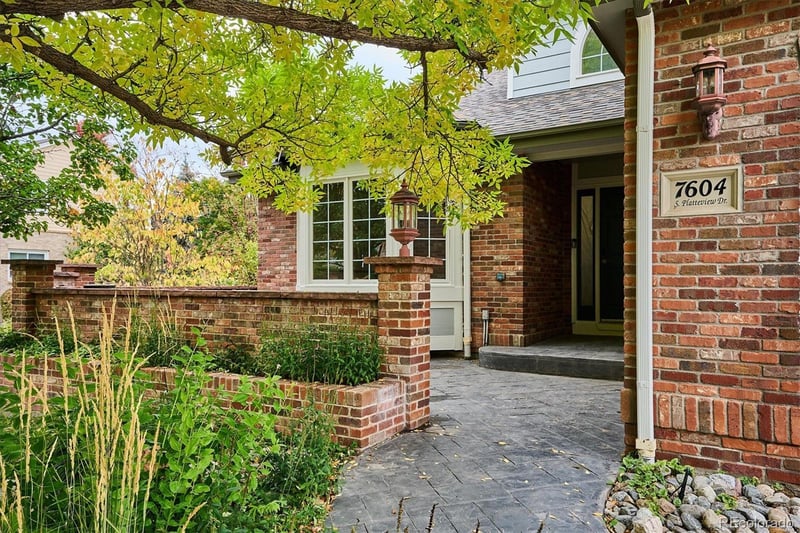 7604 S Platteview Dr, Littleton, CO 80128