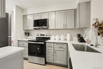 1662 Idalia Cir #N, Aurora, CO 80017
