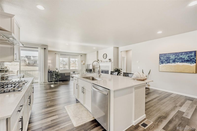 6664 Merrimack Dr, Castle Pines, CO 80108