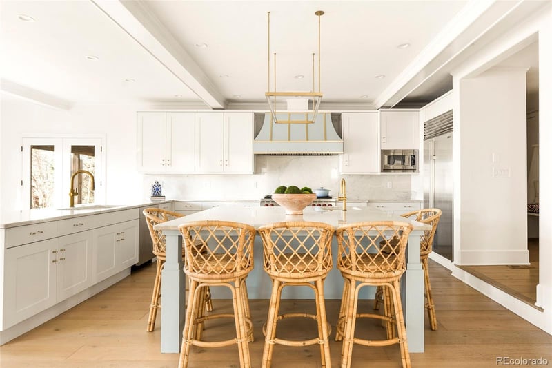 35 Bellaire St, Denver, CO 80246