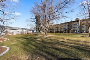 750 Clinton St #2B, Denver, CO 80247