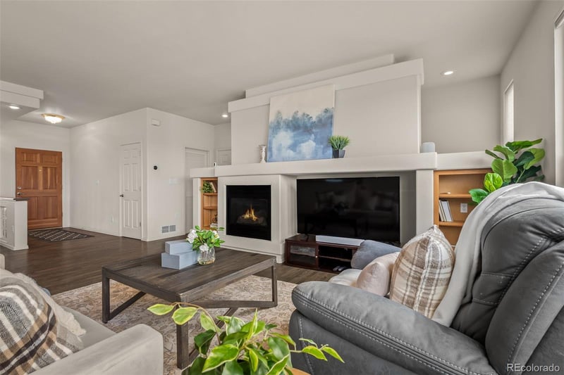 6644 Dream Weaver Dr, Colorado Springs, CO 80923