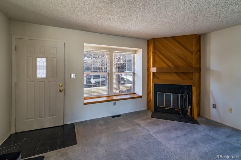 9713 Chatfield Ave #C, Littleton, CO 80128