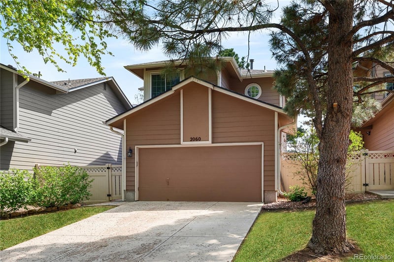 2060 Phillips Ln, Centennial, CO 80122