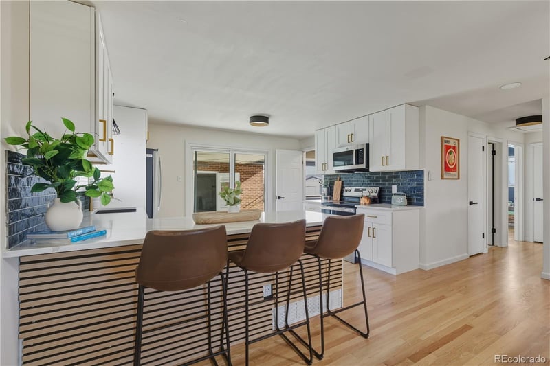 5126 Hoyt St, Arvada, CO 80002