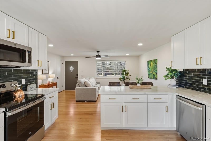 5126 Hoyt St, Arvada, CO 80002