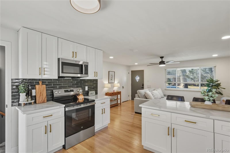 5126 Hoyt St, Arvada, CO 80002