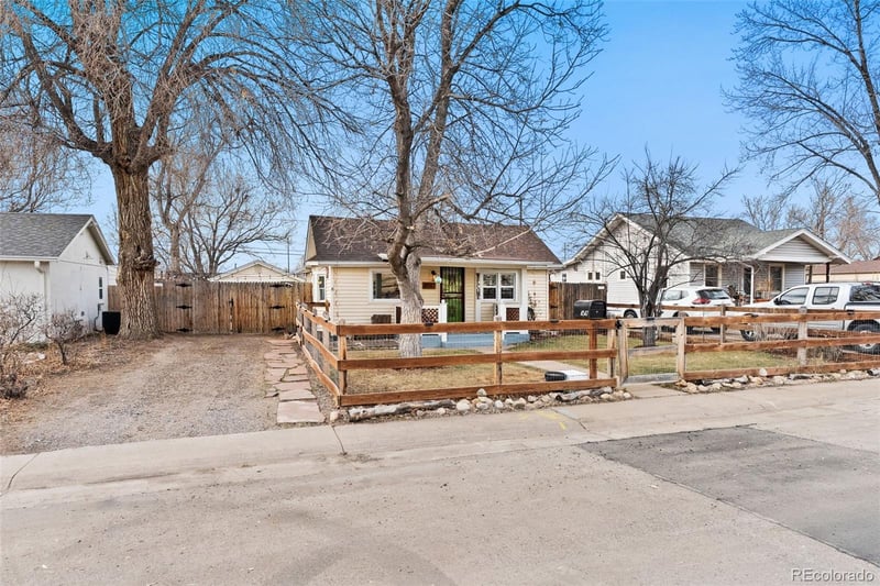 4547 Lincoln St, Englewood, CO 80113