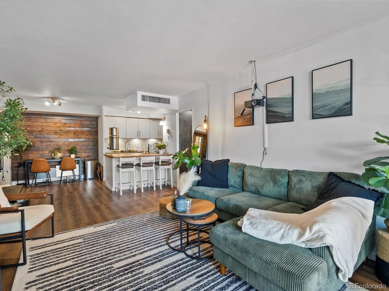 790 Washington St #206, Denver, CO 80203