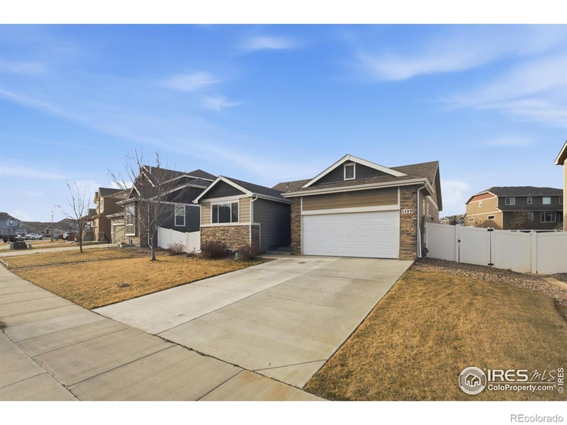 1409 87th Ave, Greeley, CO 80634