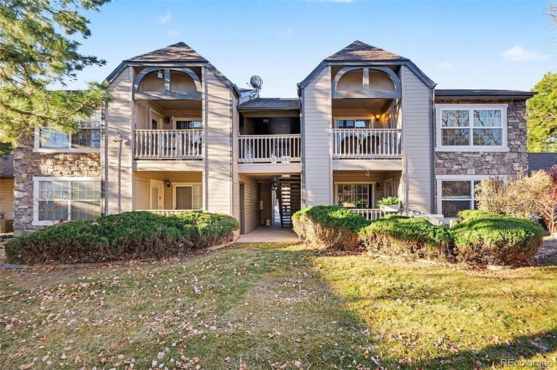 9273 Arbor Cir #F, Englewood, CO 80111