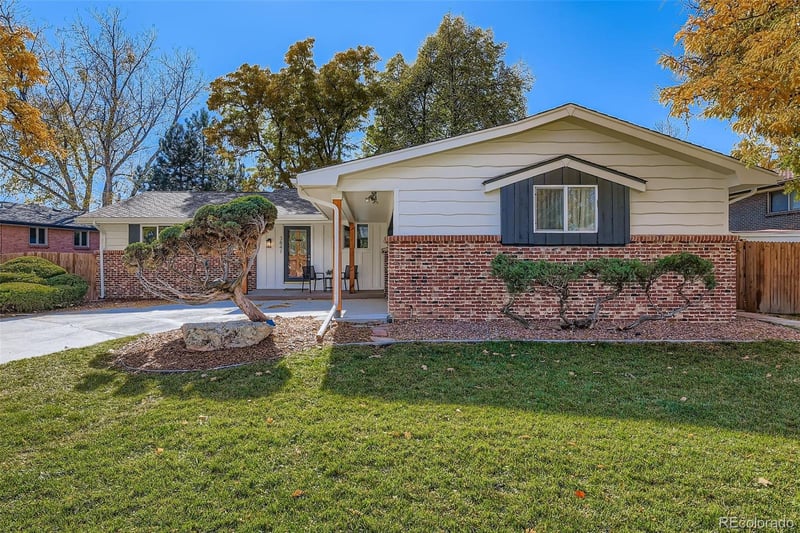 3841 S Chase St, Denver, CO 80235