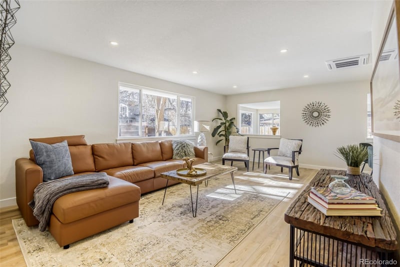 3841 S Chase St, Denver, CO 80235