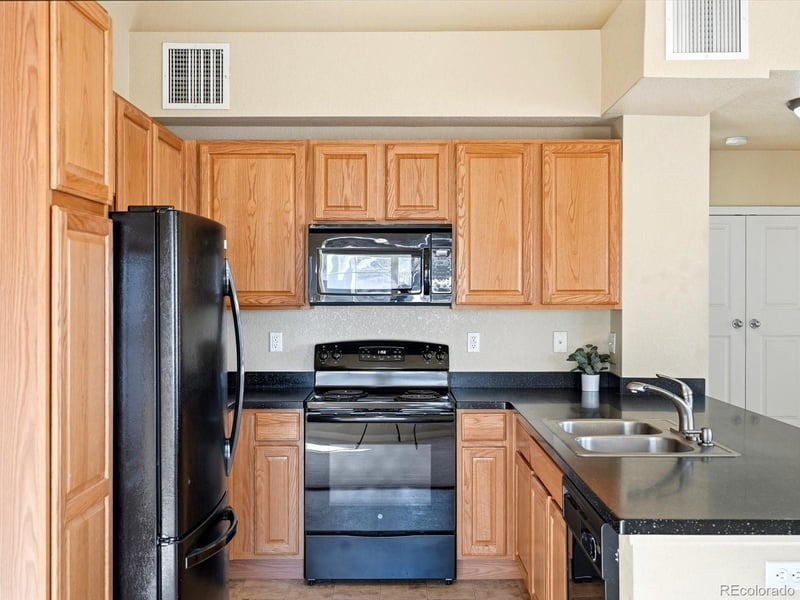 9585 Pearl Cir #203, Parker, CO 80134