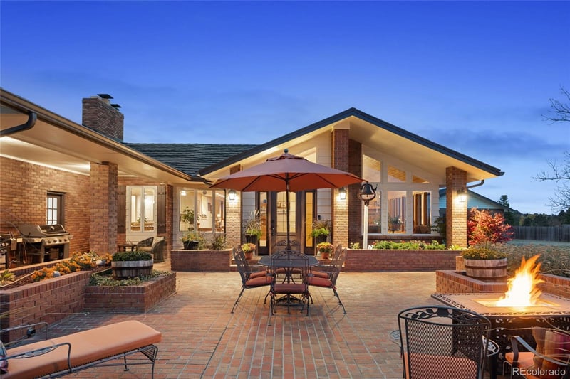 16990 Hinsdale Ave, Foxfield, CO 80016