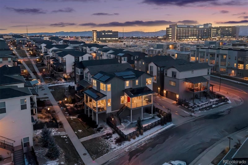 8872 Southurst St, Littleton, CO 80129