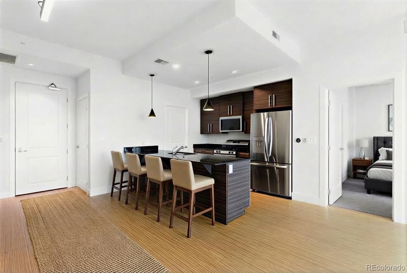 2001 Lincoln St #2220, Denver, CO 80202