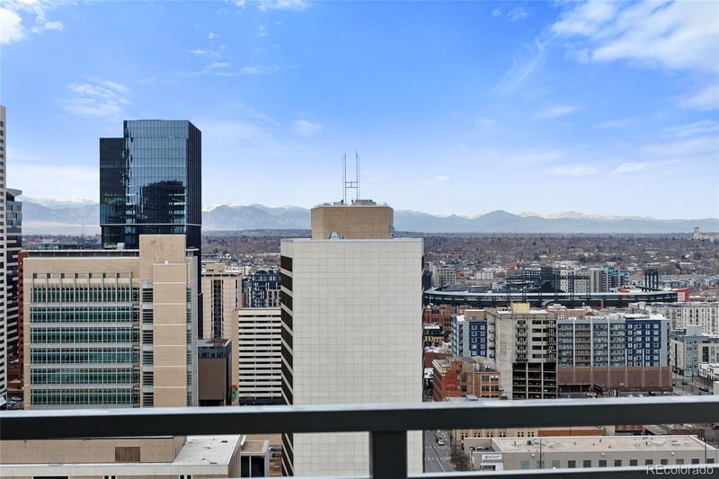 2001 Lincoln St #2220, Denver, CO 80202
