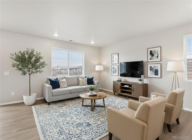 6754 Roundtail Way, Colorado Springs, CO 80925