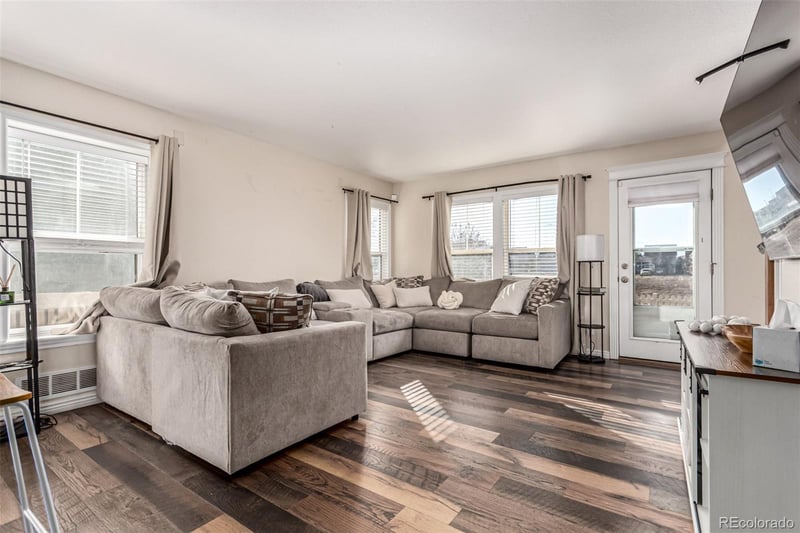 9440 106th Ave, Commerce, CO 80640