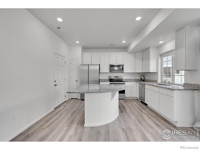 3576 Streamwood Dr, Johnstown, CO 80534