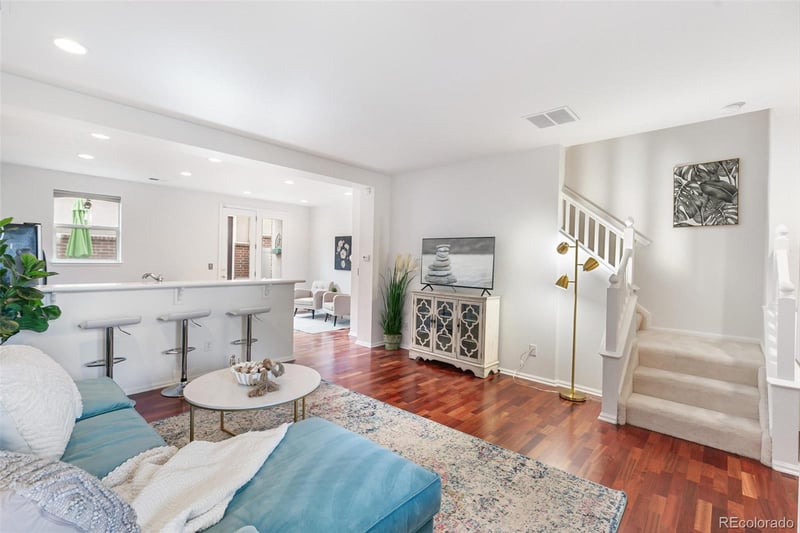 13552 Weaver Pl, Englewood, CO 80111