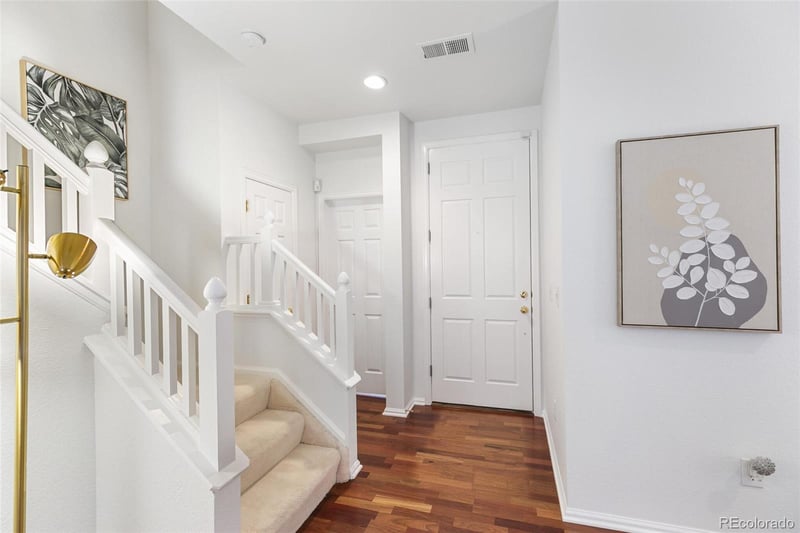 13552 Weaver Pl, Englewood, CO 80111