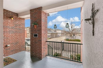 13552 Weaver Pl, Englewood, CO 80111