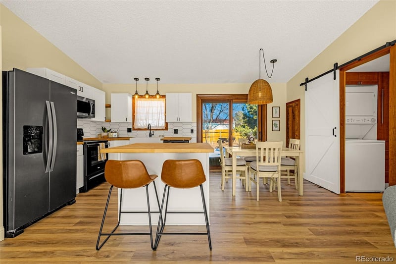 2206 Chapel Hills Dr, Colorado Springs, CO 80920