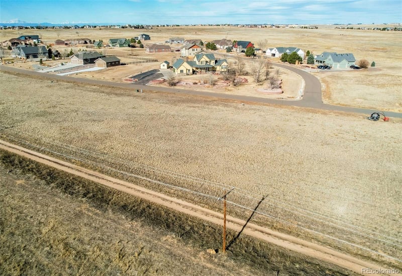 49920 Antelope Dr E, Bennett, CO 80102
